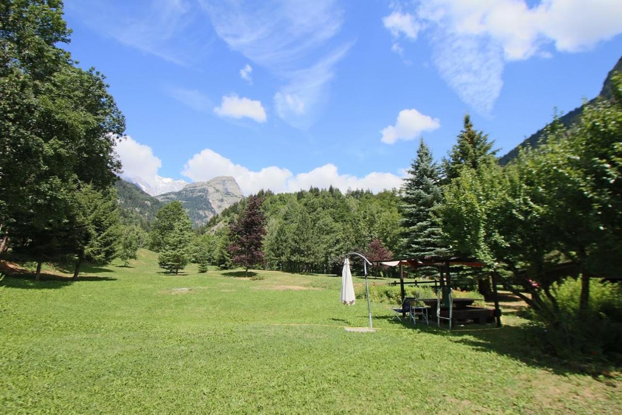 Champex Apartments Pre-Saint-Didier Bagian luar foto