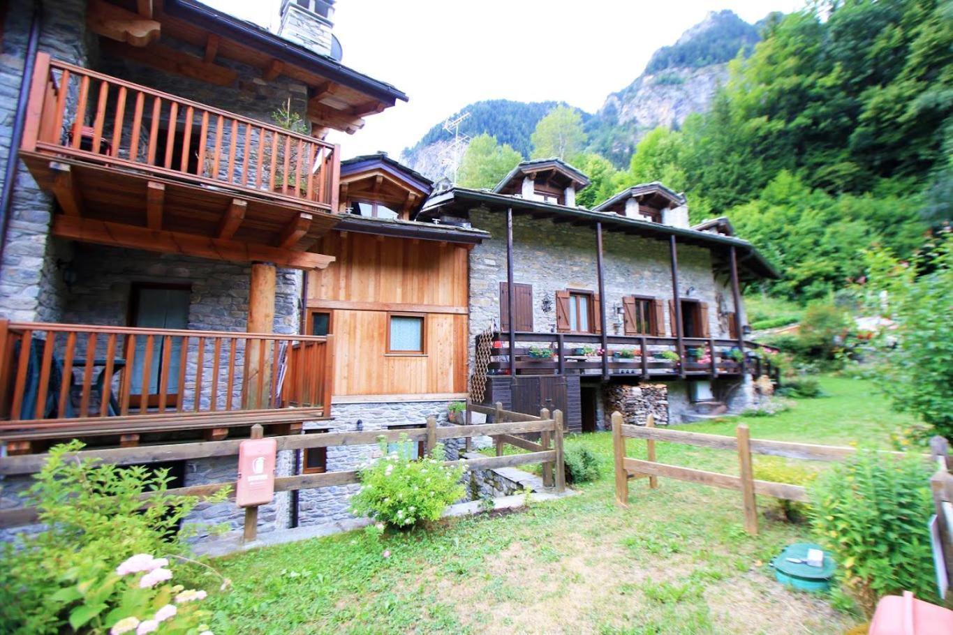 Champex Apartments Pre-Saint-Didier Bagian luar foto